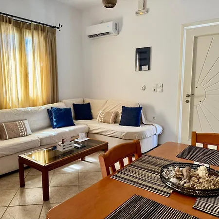 Apartman Delis Adámasz